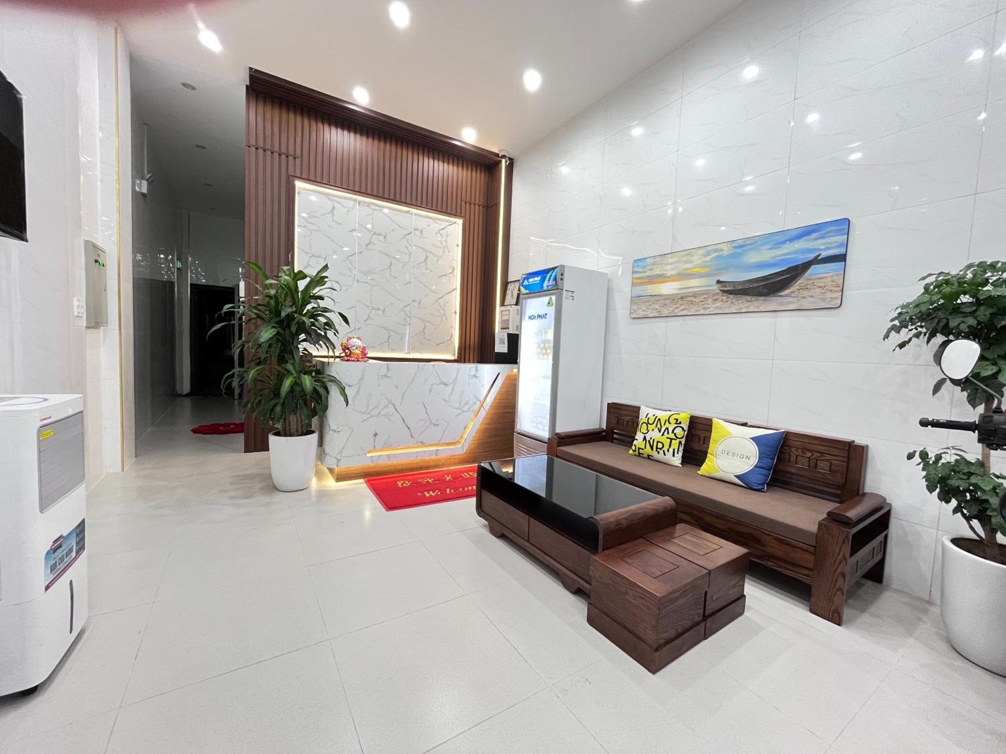 Khang Hotel Phủ Từ Sơn Buitenkant foto